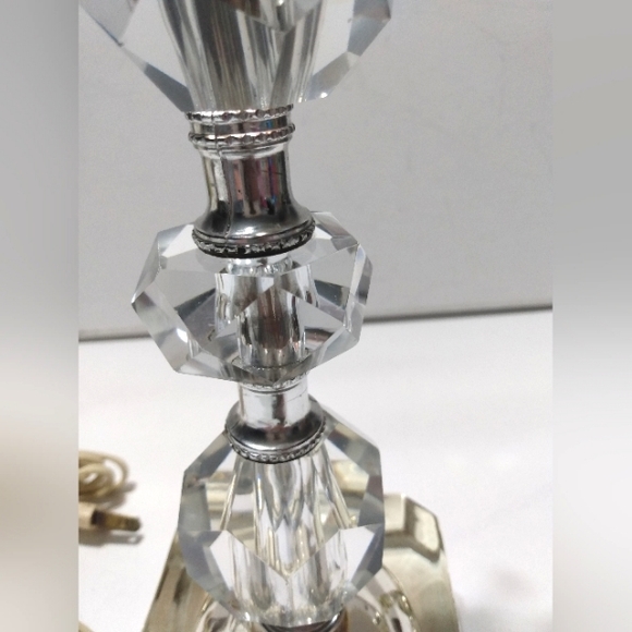Leviton Vintage Crystal geometric cube prism lamp - Picture 3 of 11